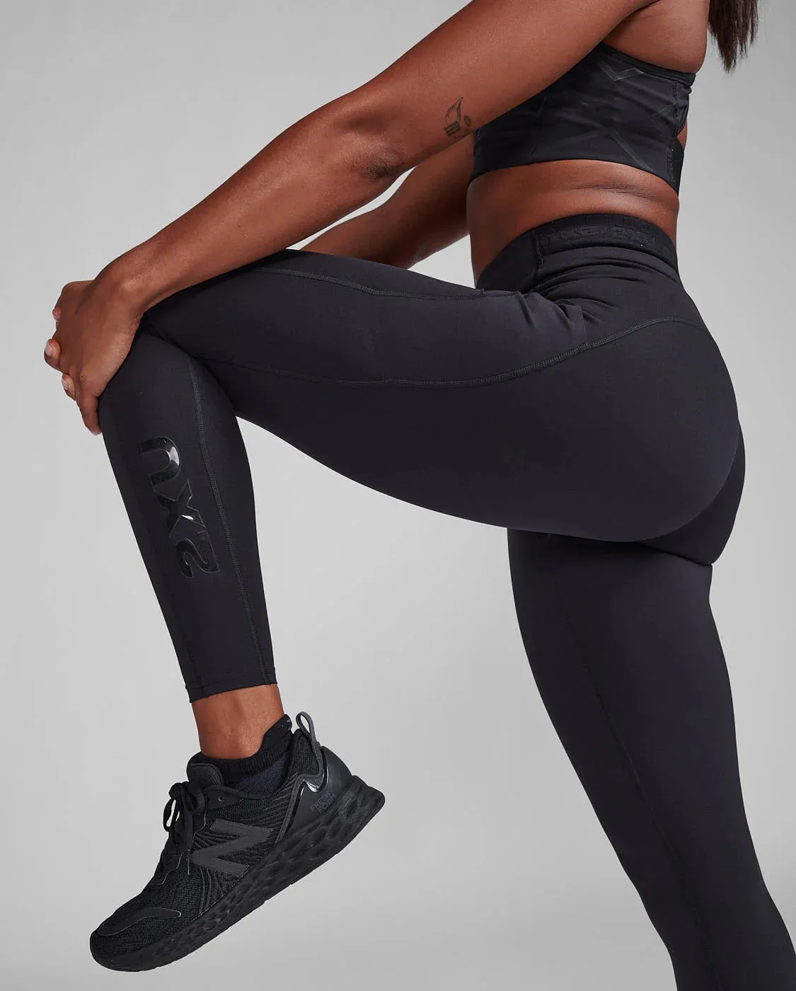 Women's 2XU Form Stash Hi-Rise Compression Tight