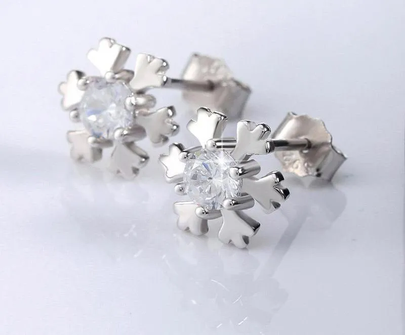 Women's 925 Sterling Silver Snowflake Earring Studs with Shiny CZ Crystal