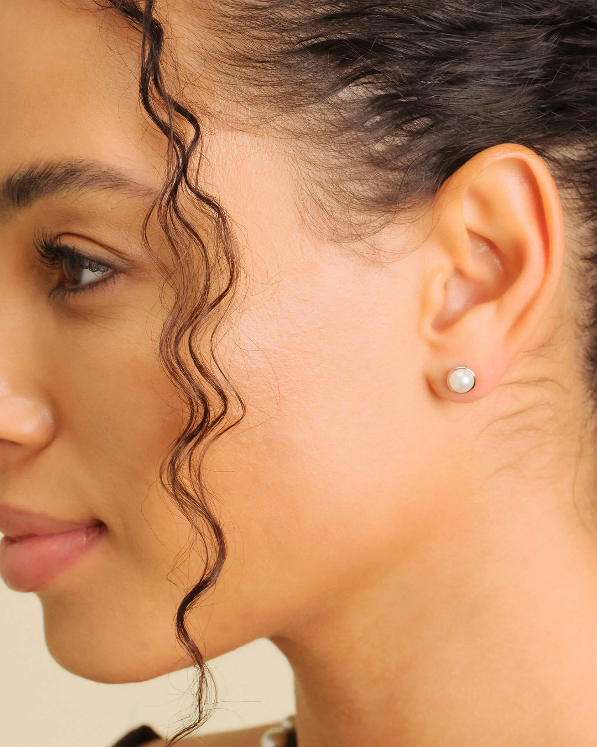 Women's Bezeled Pearl Stud Earrings - Silver