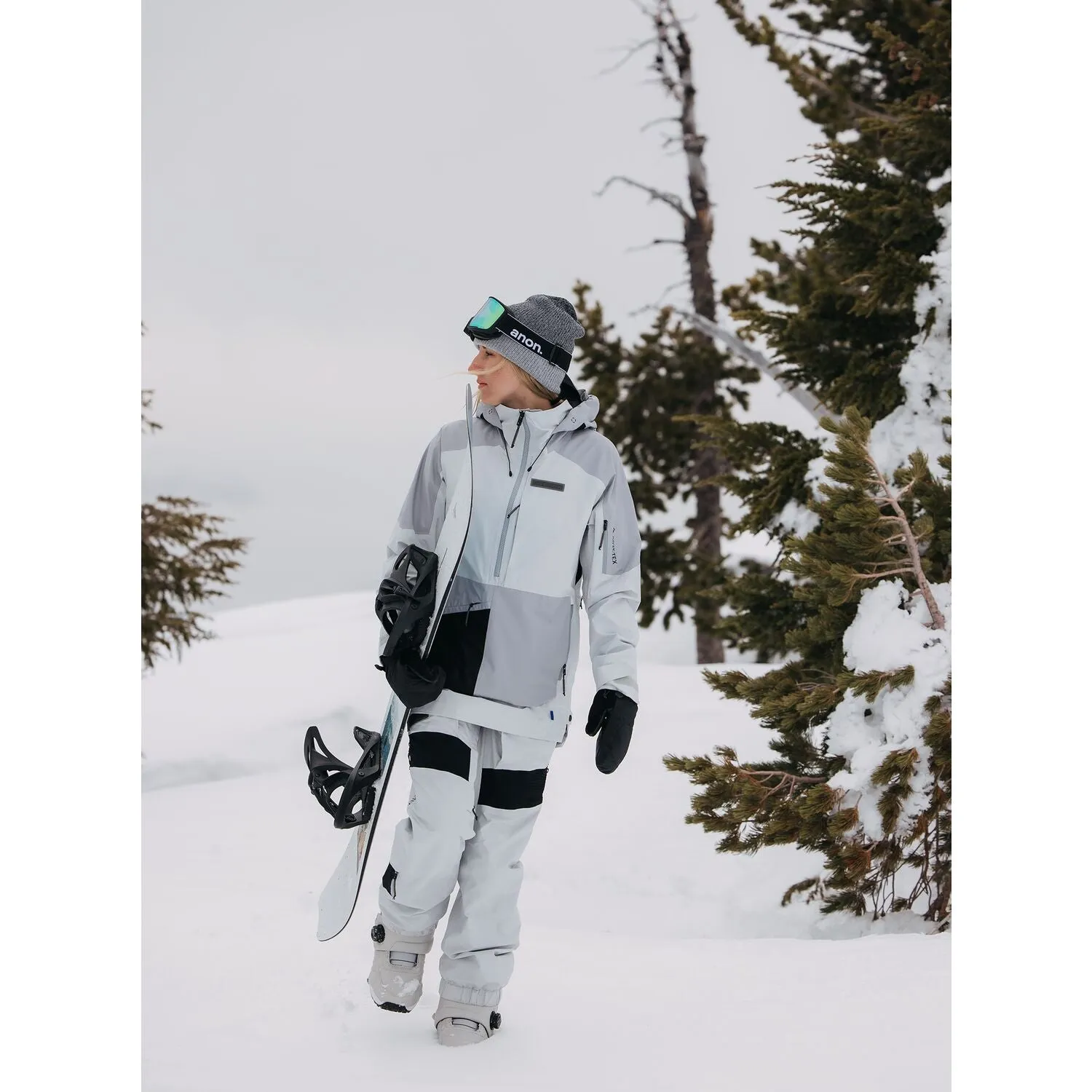 Women's Carbonate Gore-Tex 2L Snowboard Jacket