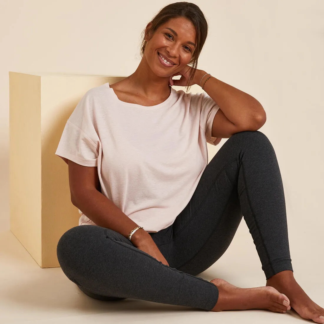 Women's Gentle Yoga T-Shirt - Pale