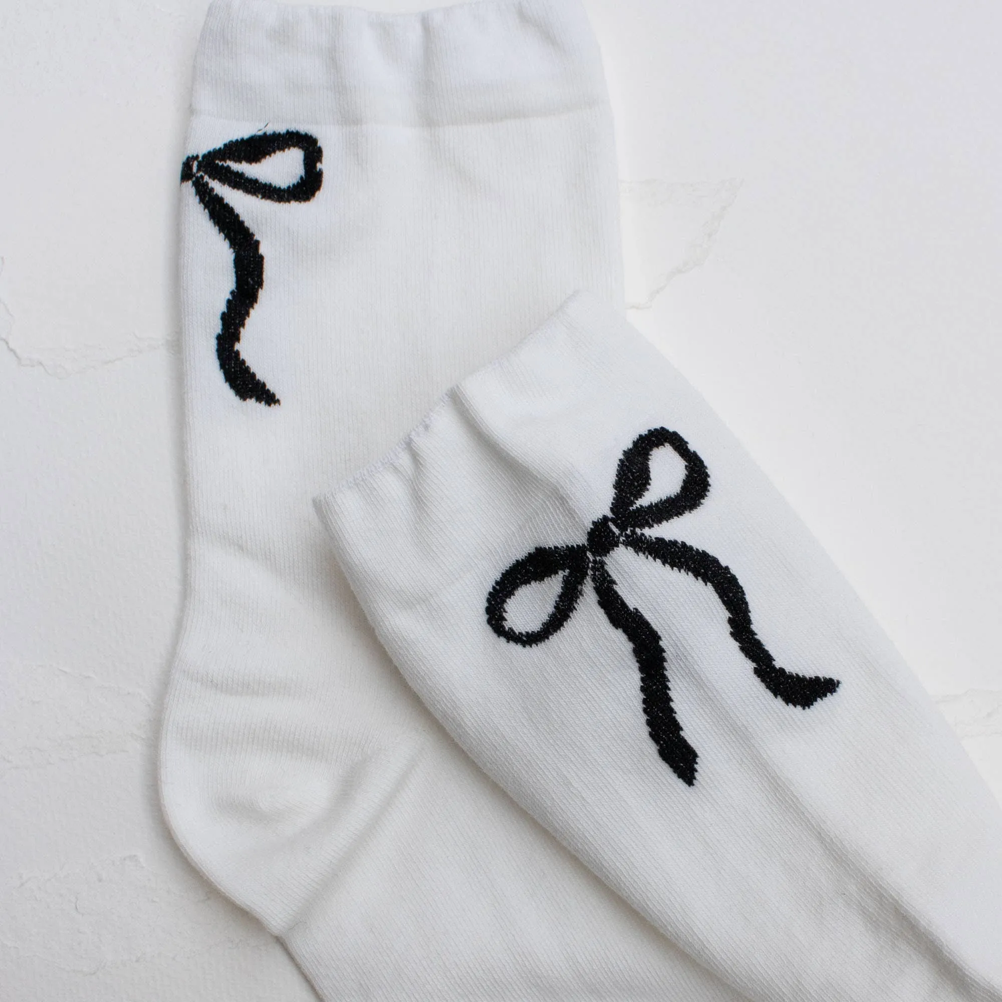 Women's Holiday Ribbon Bow Casual Socks: Black