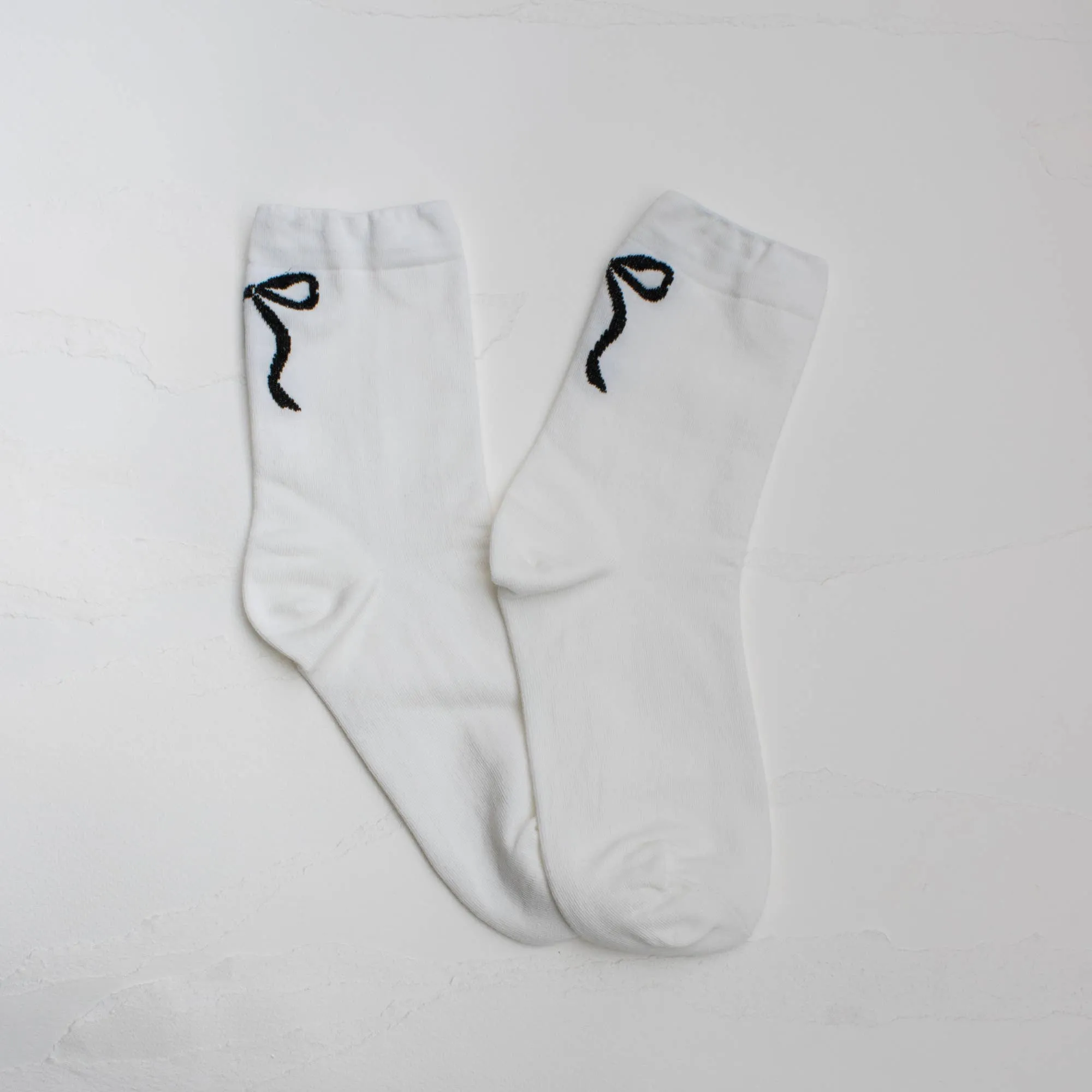 Women's Holiday Ribbon Bow Casual Socks: Black