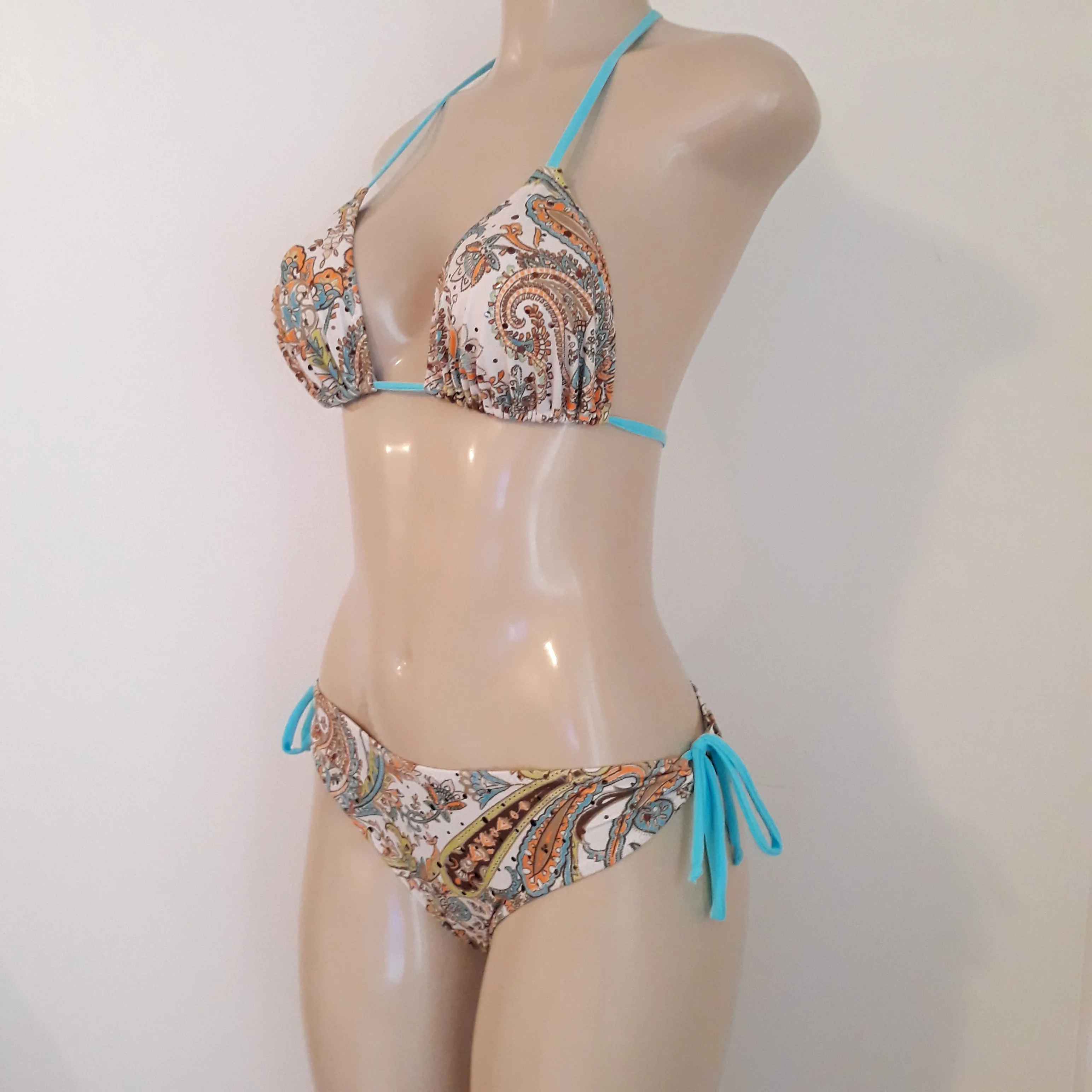 Women's triangle bikini top / Keyhole adjustable bikini bottoms