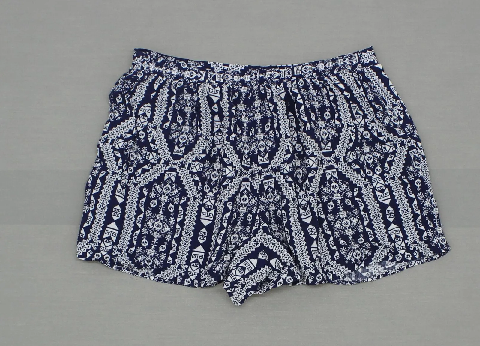 Xhilaration Women's Mixed Print Soft Shorts Navy / White Large
